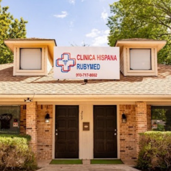clinica familiar hispana mt pleasant texas